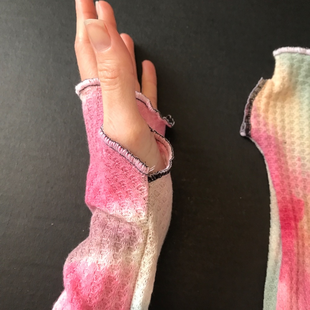Festival Arm Covers Pink Tie Dye Arm Warmers Blue Gloves Ombre Sun Sleeves Socks - Picture 4 of 5